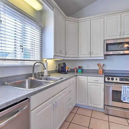 Southport Condo With Fire Pit, Deck And Private Pool Екстериор снимка