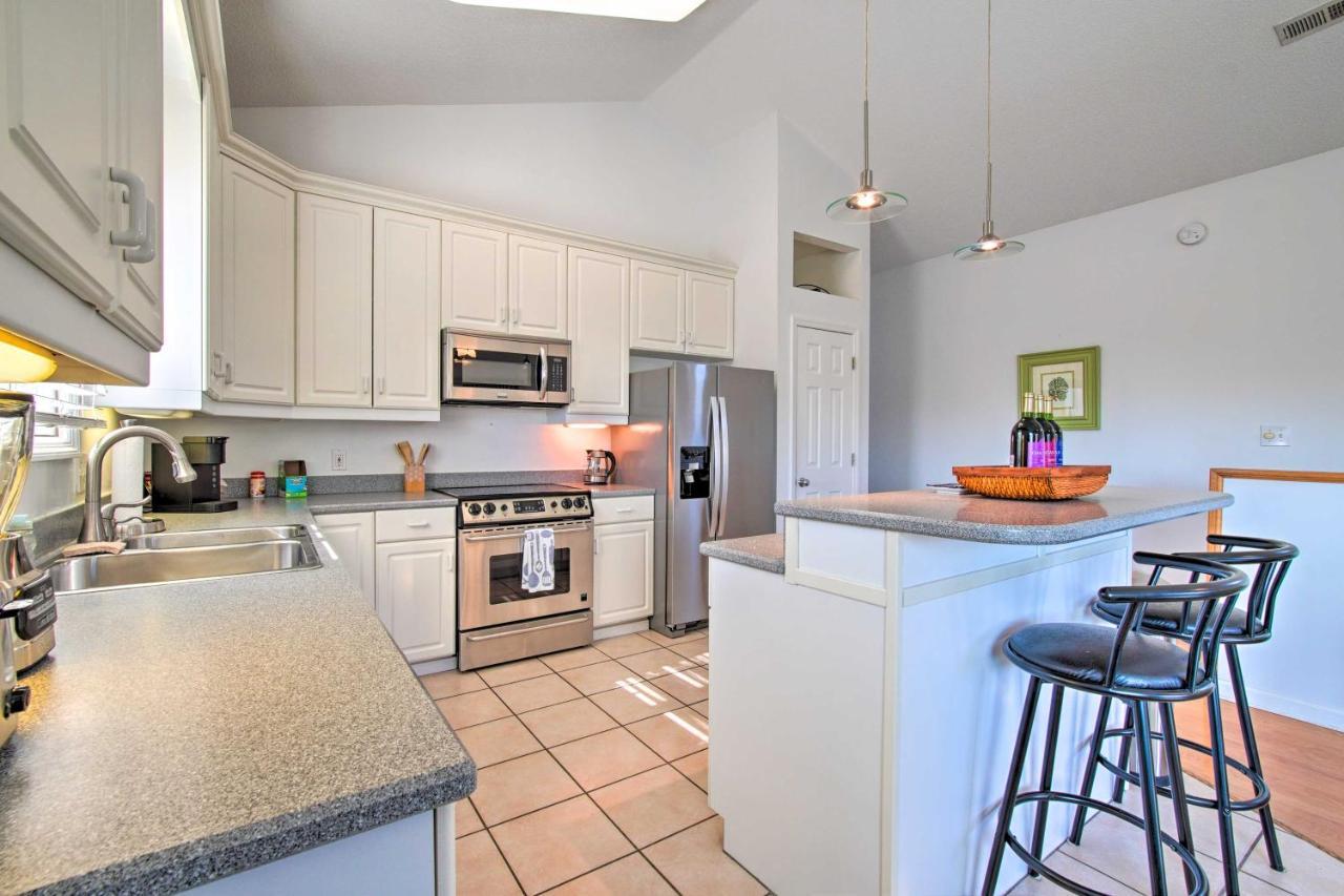 Southport Condo With Fire Pit, Deck And Private Pool Екстериор снимка